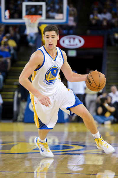 篮球湖人球员训练后心理状态良好（湖人球员训练后心态上佳）