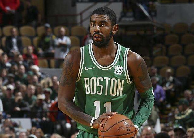 意甲争冠进入胶着阶段（意甲冠军之争进入白热化）