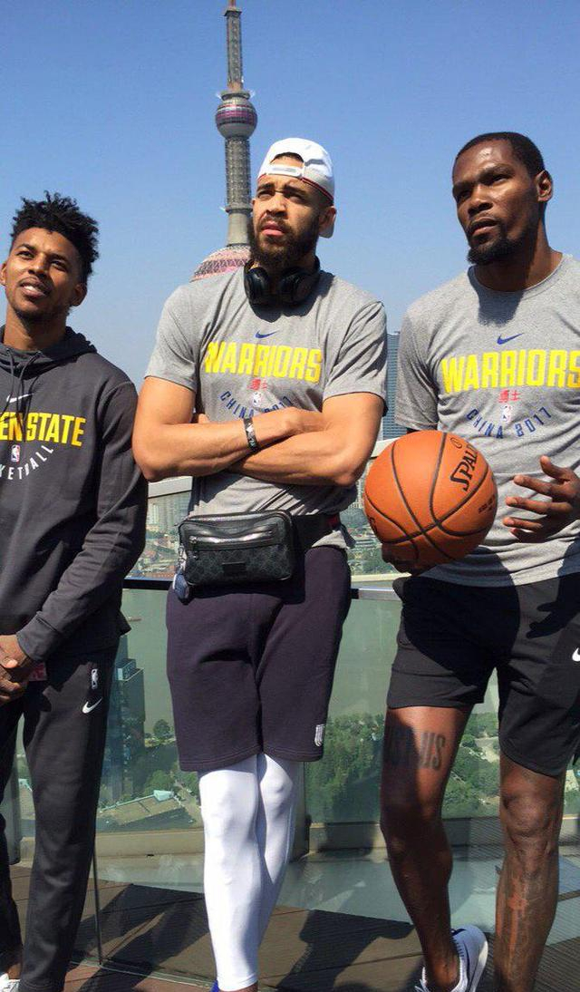 阿尔特塔认为狼队的比赛是阿森纳反弹的巨大机会并发布伤病更新（阿尔特塔称对狼队一战是阿森纳反弹良机，并更新伤病情况）