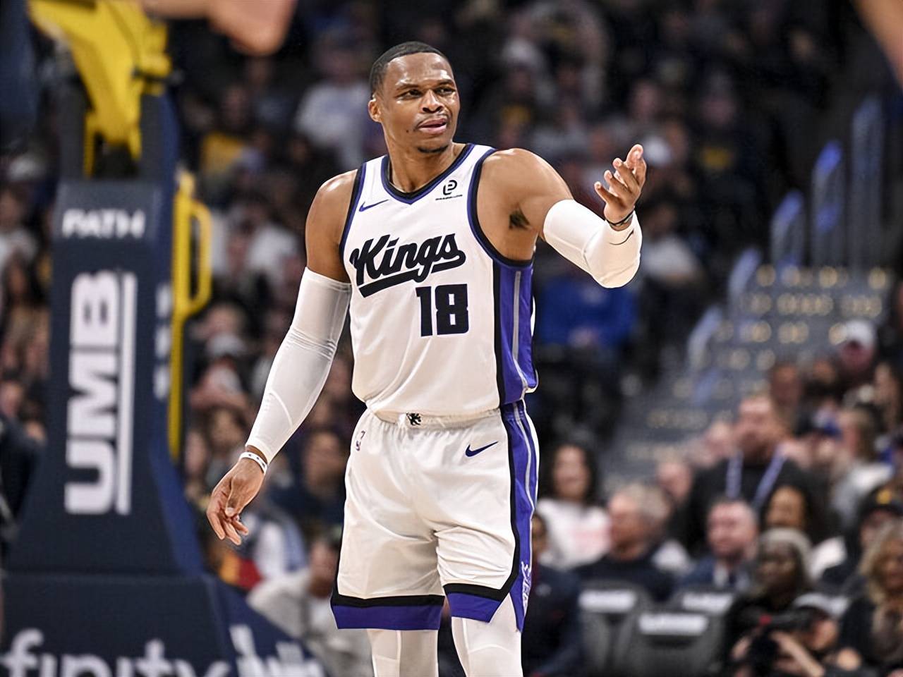 恩里克：如此多失误的比赛不可能赢，舍瓦利耶没有受伤很幸运（恩里克：失误频频难言胜利，所幸舍瓦利耶并无大碍）