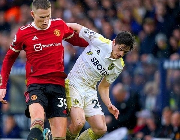 瓜帅：B席的很多价值数据无法体现，我是吉马良斯的忠实球迷（瓜迪奥拉：B席很多贡献无法用数据衡量，我是吉马良斯的铁杆球迷）