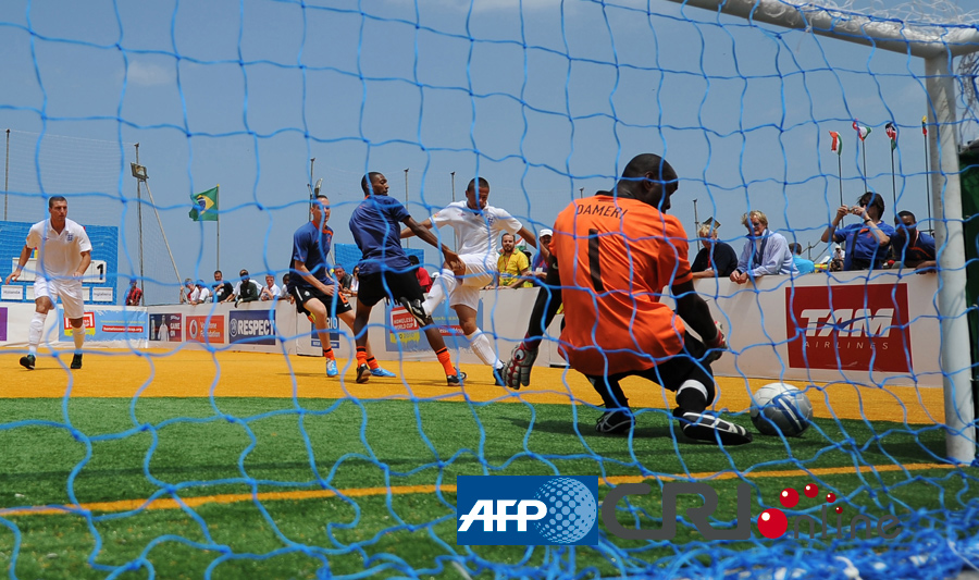 篮球变向突破的核心技巧（篮球变向突破关键要诀）