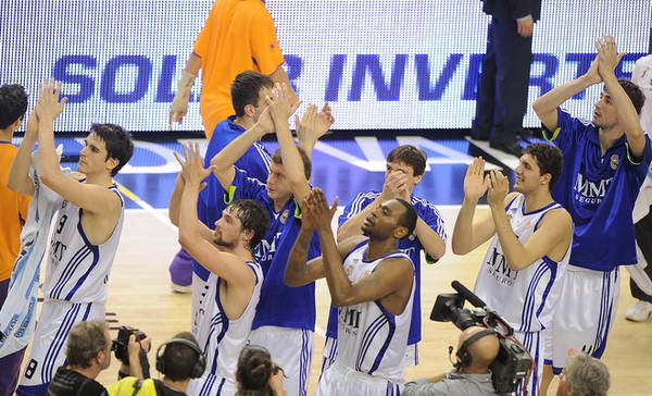 阿森纳女足1-0战胜特温特女足精彩集锦（阿森纳女足1-0小胜特温特 全场精彩集锦）