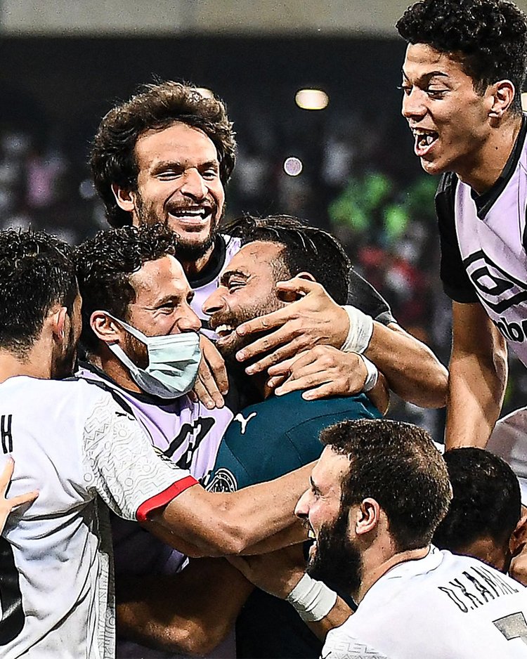 基米希打入生涯首粒欧冠乌龙，拜仁上次欧冠乌龙由阿拉巴打入（基米希首次在欧冠自摆乌龙，拜仁上一次欧冠乌龙由阿拉巴制造）