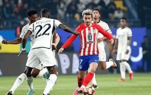 阿斯报：莱万经纪人将与沙特联赛负责人会面，后者报价很有吸引力（阿斯：莱万经纪人将与沙特联赛高层会谈，对方报价颇具吸引力）